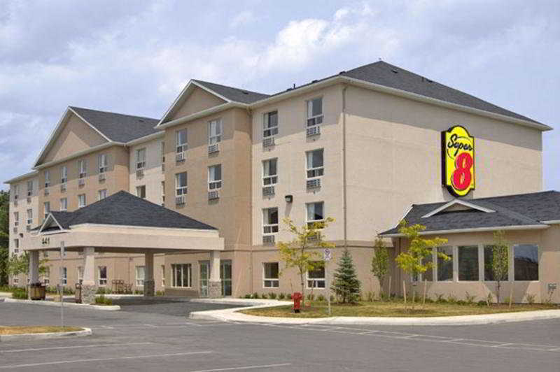Super 8 By Wyndham Barrie South Hotel Kültér fotó