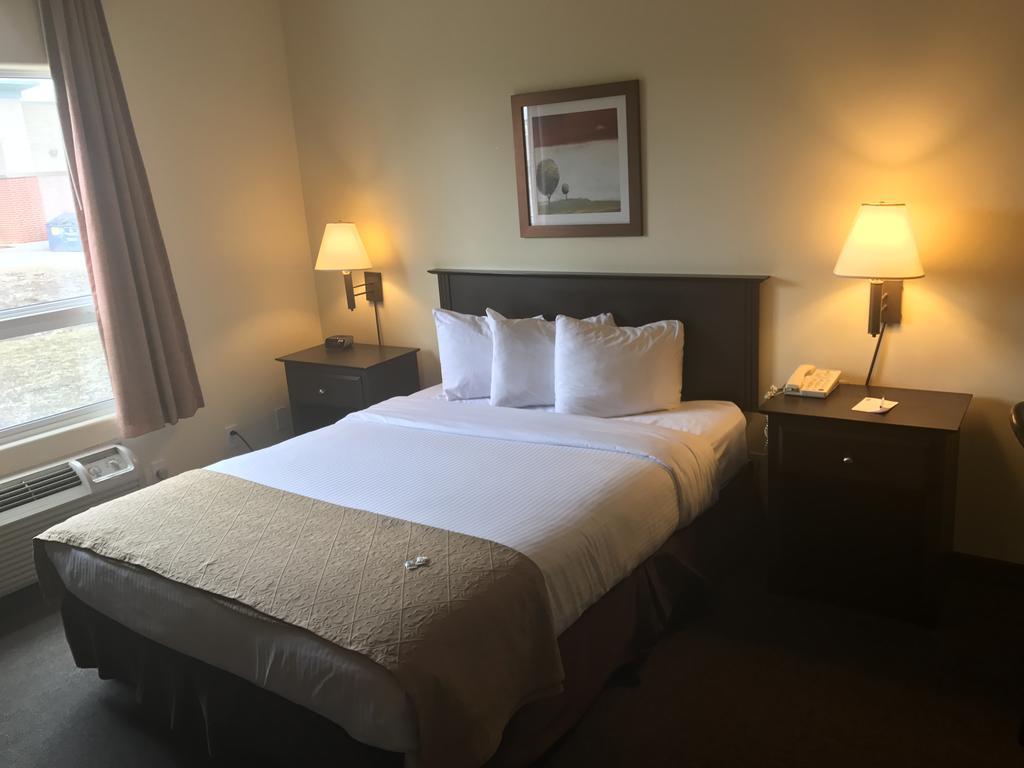 Super 8 By Wyndham Barrie South Hotel Kültér fotó